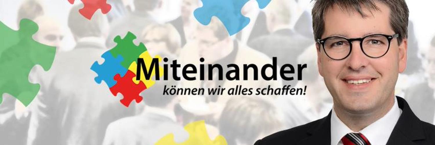 Oliver Junk mit seinem Auftritt bei Twitter...folgen Sie auch dem persönlichen Profil des Autors dieses Textes Christian Erhardt bei Twitter und verpassen Sie keine Diskussion mehr! HIER KLICKEN!