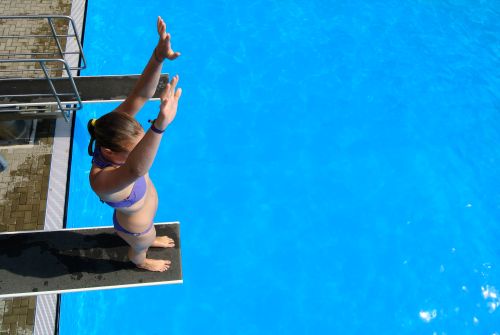 Freibad Mädchen am Einser