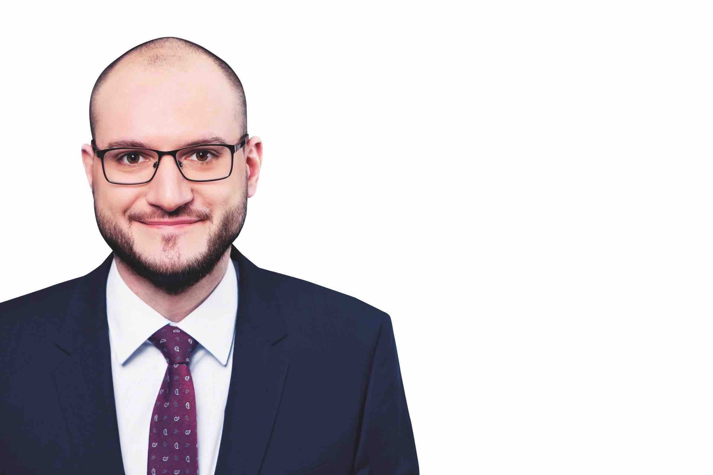 Janosch Neumann ist Fachanwalt für Öffentliches Recht bei der Sozietät Heinemann & Partner in Essen.