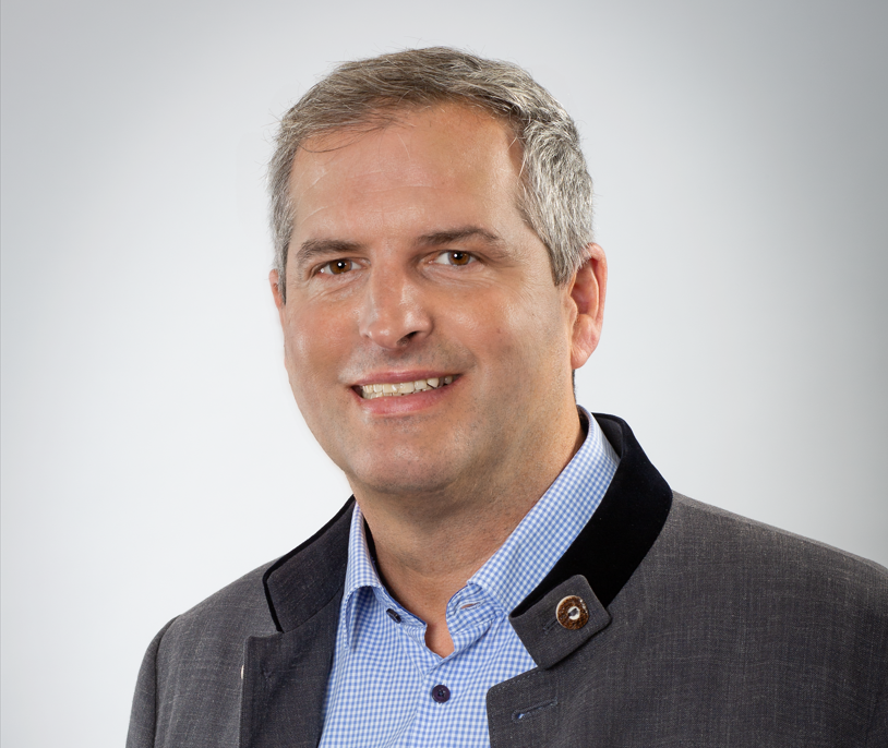 Der Erste Bürgermeister von Grafing, Christian Bauer, über die Bedeutung des Freibads