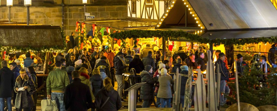 Weihnachtsbeleuchtungen haben in Kommunen ähnlich lange Tradition wie Weihnachtsmärkte