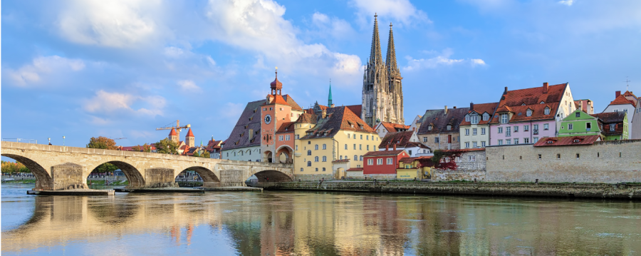 Regensburg Steinernde Brücke Stadtansicht Modellregion