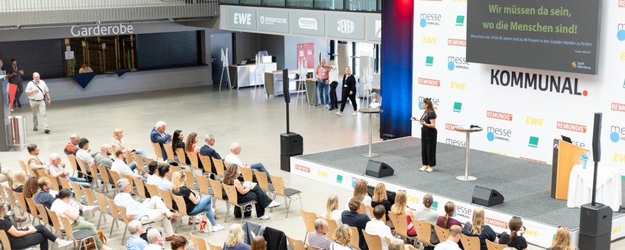 Ein kommunalrelevantes buntes Programm auf der Messe KOMMUNAL