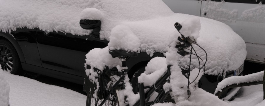 Blitzeis in Deutschland - wo darf ich Salz streuen, welche Aufgaben hat eine Kommune, welche der Bürger