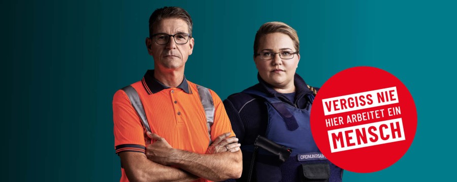 Personen in Arbeitskleidung