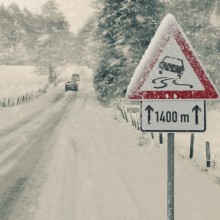 So sähe es mancherorts ohne Winterdienste aus: schön, aber rutschig.