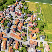 Neukirchen in Hessen ist eine kleine Gemeinde mit knapp 7000 Einwohnern - hier geschah das Unglück im Dorfteich - das Landgericht sprach den damaligen Bürgermeister nun dafür schuldig