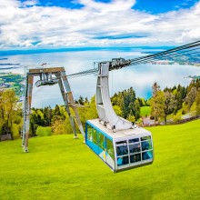 Im Alpenland keine Seltenheit, im urbanen Raum schon: Seilbahnen.