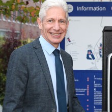 Landrat Rainer Rempe und Klimaschutzmanager Oliver Waltenrath beim Startschuss für das ambitionierte Projekt