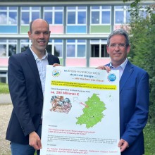 Landrat Volker Boch (links) und Klimaschutzmanager Frank-Michael Uhle